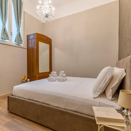 Hostly Vatican Apartmán *